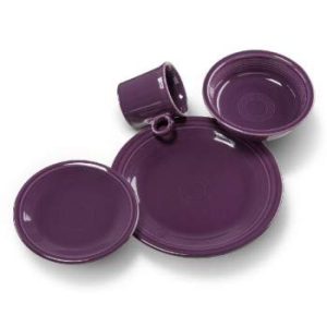 Fiesta 16-Piece Dinnerware Set - Mulberry Purple