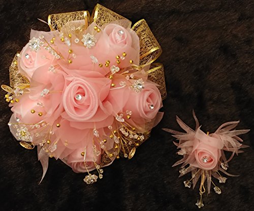 Beautiful 15th Quinceañera Blush and Gold Flower Bouquet Set And Corsage, Ramo Para Quinceañera. 15 Anos