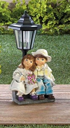 Zings & Thingz 57073998 Sweet Couple Solar LAMP, White