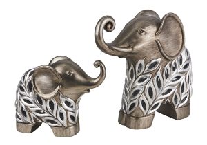 2-Piece Polyresin Decorative Elephants Figurine Kiara, Silver Peacock Feathers Design